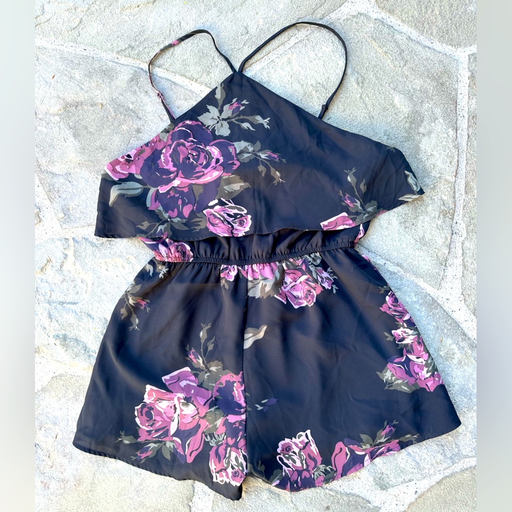 NWT Tobi black and pink floral romper size S/P
